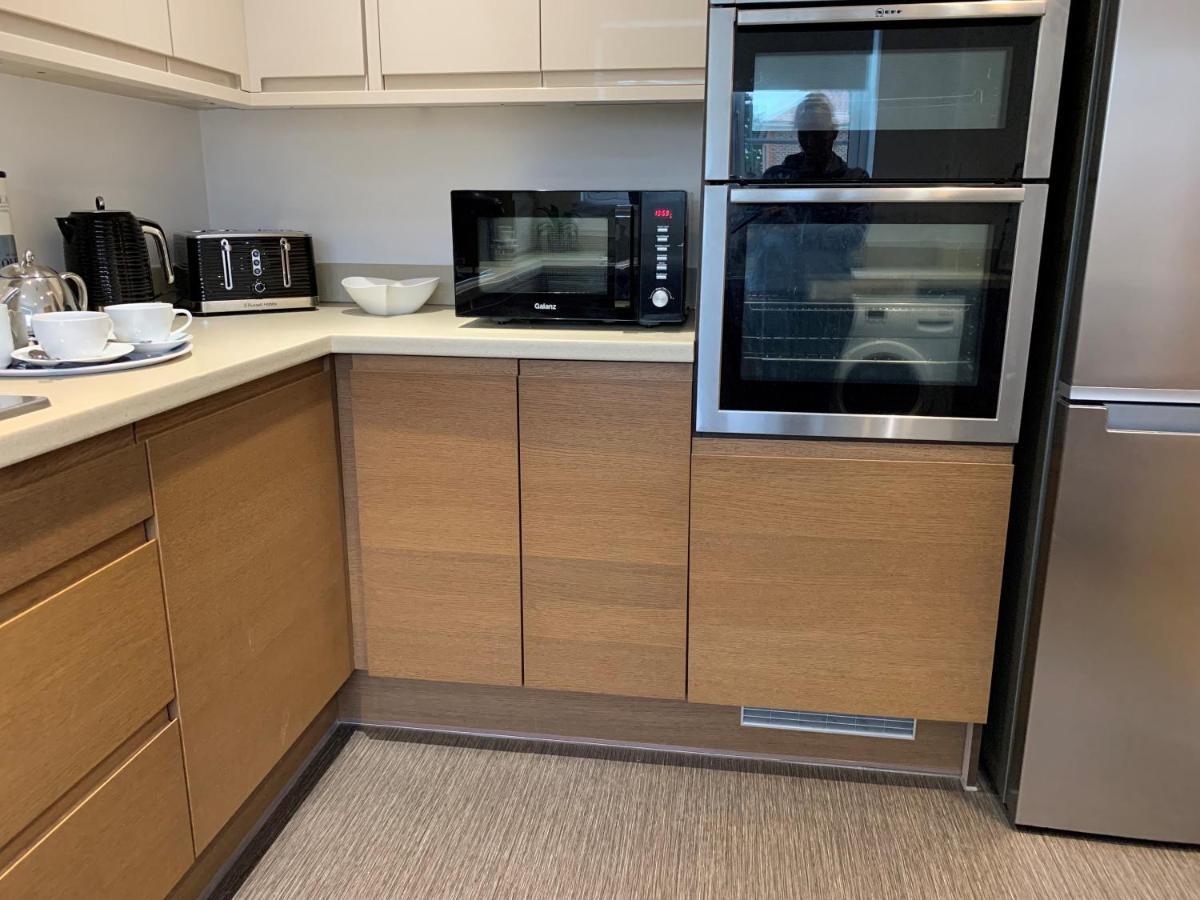 AppledramStylish & Spacious 3 Bed House With 2 Free Car Parking Spaces别墅 外观 照片
