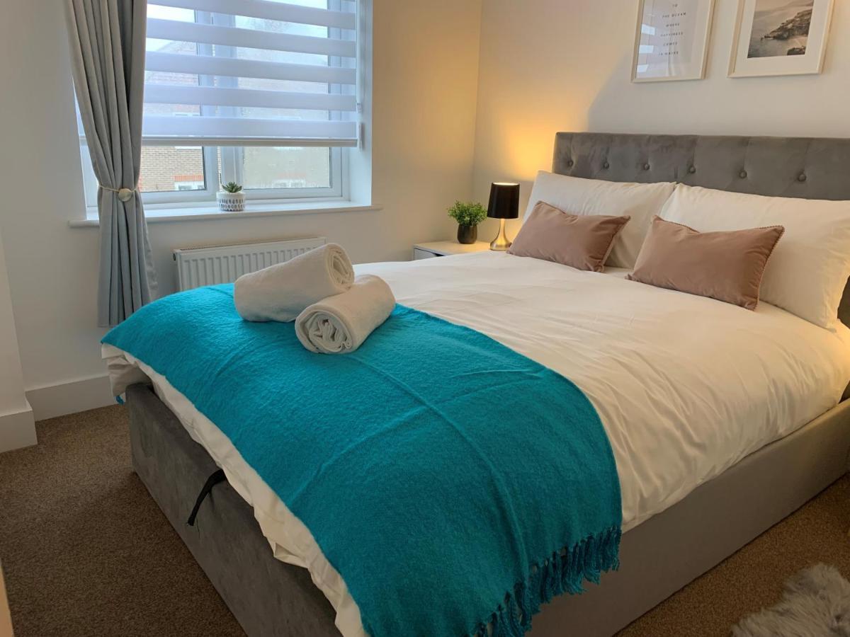 AppledramStylish & Spacious 3 Bed House With 2 Free Car Parking Spaces别墅 外观 照片