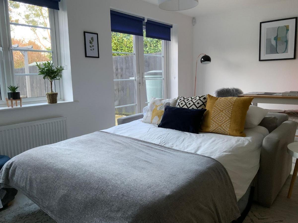 AppledramStylish & Spacious 3 Bed House With 2 Free Car Parking Spaces别墅 外观 照片